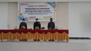 Rapat Koordinasi Penanganan Pelanggaran Bawaslu Banggau Laut