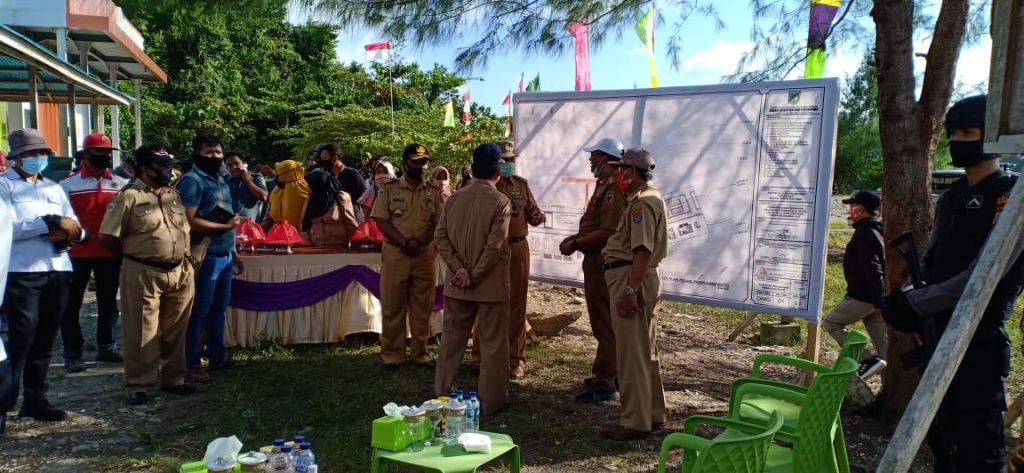 gubernur longki Djanggola