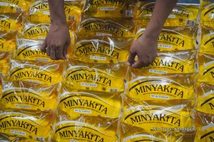 Minyak goreng merk minyak kita