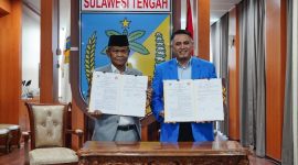 Teken MoU Gubernur Sulawesi Tengah Rusdy Mastura dan Rektor Universitas Tadulako Palu Prof Amar