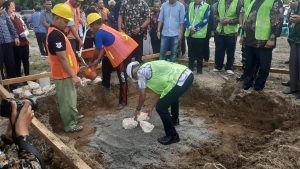 Bupati Sofyan Kaepa, peletakan batu pertama pembangunan Laboratorium Kesehatan Daerah