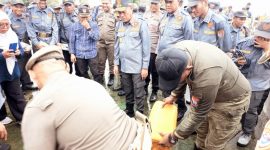 Bupati Sofyan Kaepa di apel siaga satlinmas, Minggu 25 Agustus 2024 (Istimewa)