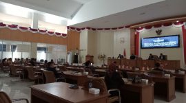 Rapat paripurna DPRD Banggai Laut membahas Rancangan Perda tentang Rencana Pembangunan Jangka Panjang (RPJPD) 2025-2045 Banggai Laut dan rancangan KUA-PPAS 2025, Selasa 6 Agustus 2024 (Foto : Nomo/ KabarBenggawi)