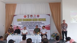 Wakapolres Bangkep Frangky Jefri Rey membuka Rakor lintas sektoral di Pendopo Rumah Jabatan Bupati Banggai Laut, Rabu 7 Agustus 2024 (Foto: Nomo/ KabarBenggawi)