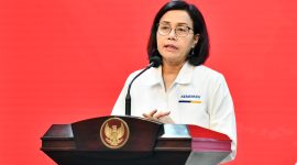 Menteri Keuangan (Menkeu) Sri Mulyani memberikan keterangan pers usai menghadiri rapat terbatas yang dipimpin oleh Presiden RI Joko Widodo (Jokowi) tentang Rencana Kerja Pemerintah, Nota Keuangan, dan RAPBN Tahun 2025 (Humas Setkab)