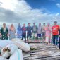 Penyaluran bantuan bibit rumput laut (Istimewa)