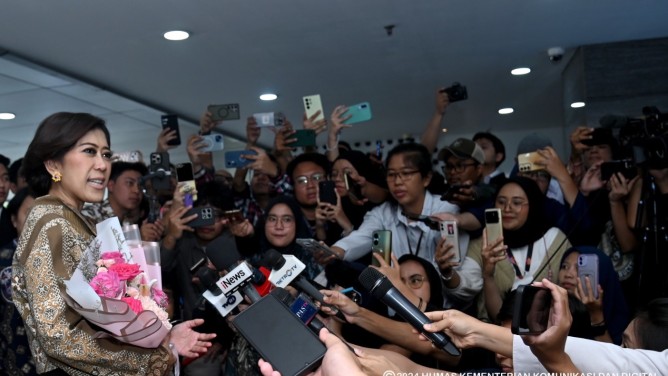 Komdigi Fokus pada Keamanan Ruang Digital dan Pemerataan Ruang Internet