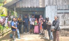 Tak Hanya Bagi Takjil, YNCI Banggai Laut Chapter Juga Salurkan 20 Paket Sembako