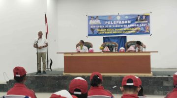Bupati Sofyan Kaepa Lepas Kontingen O2SN ke Tingkat Provinsi
